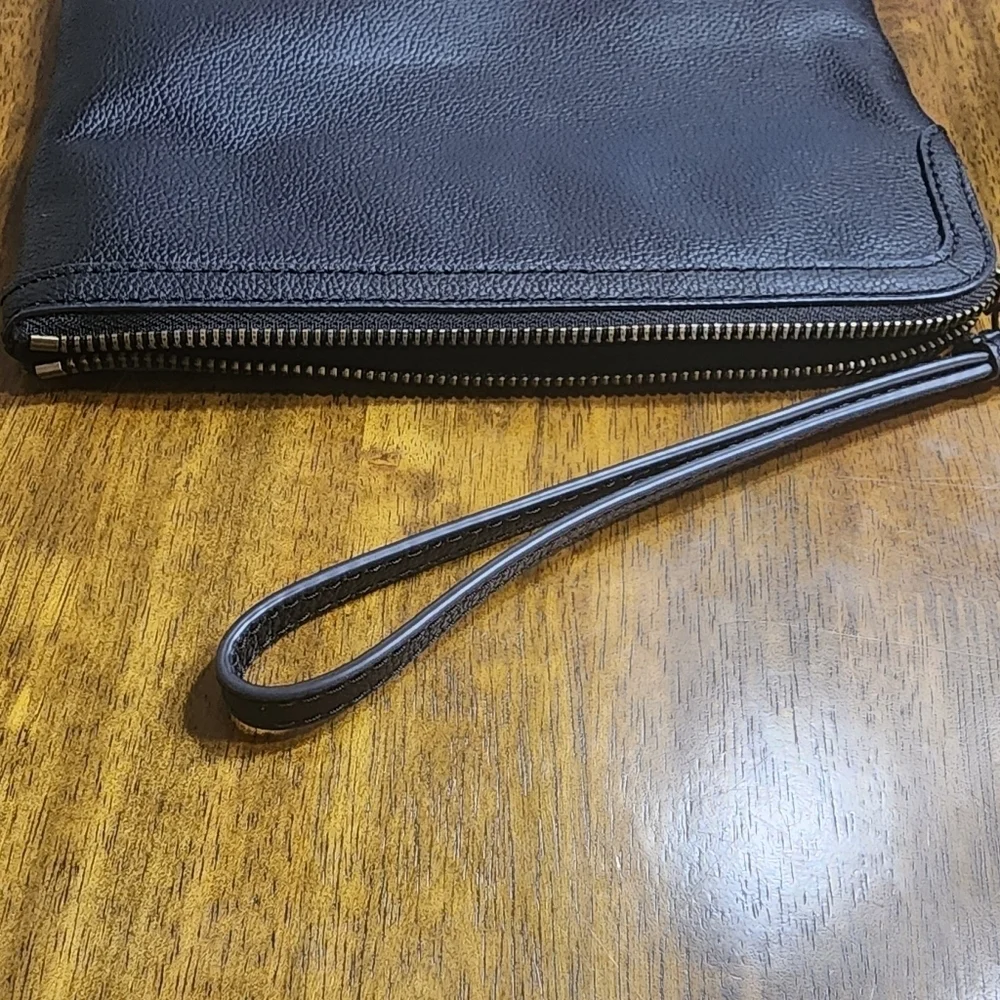 Fossil Black Sofia Large Wristlet